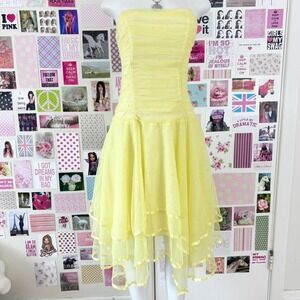 y2k yellow tulle strapless prom dress rebecca size S